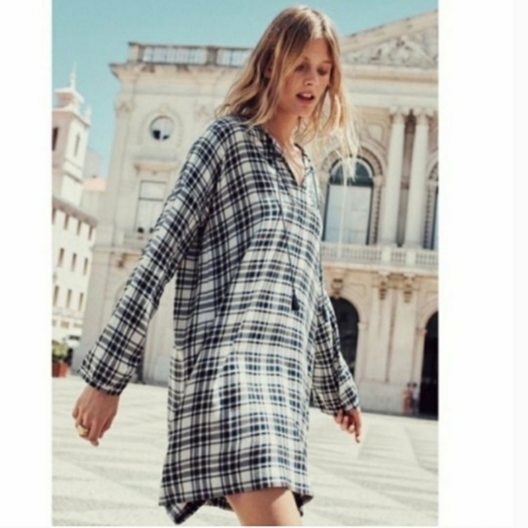 Madewell Dresses & Skirts - Madewell Artiste Blue Plaid Flannel Dress Medium